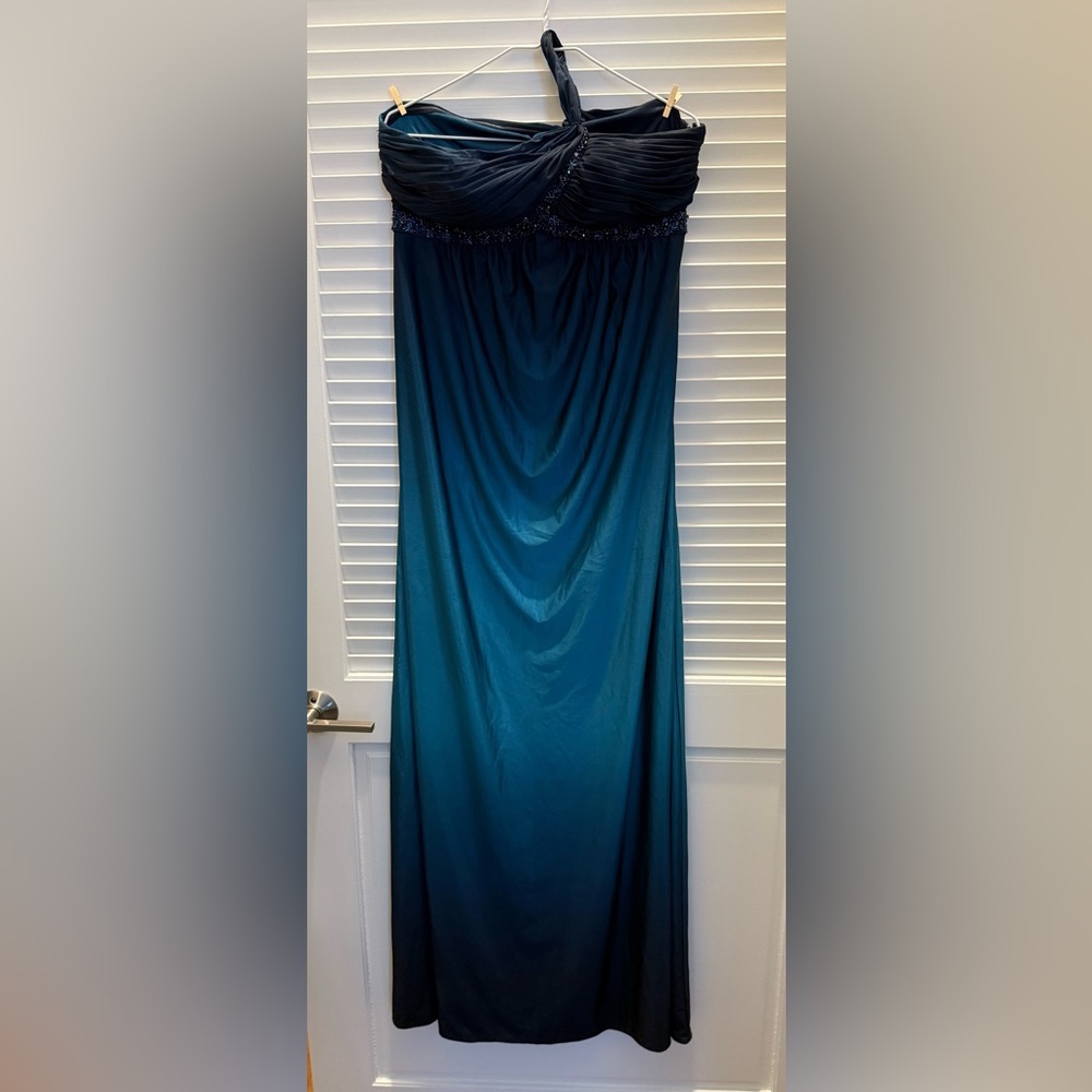 Adrianna Papell | Size 10 Ombré Blue Prom Dress with Ribbed Chest and Beads